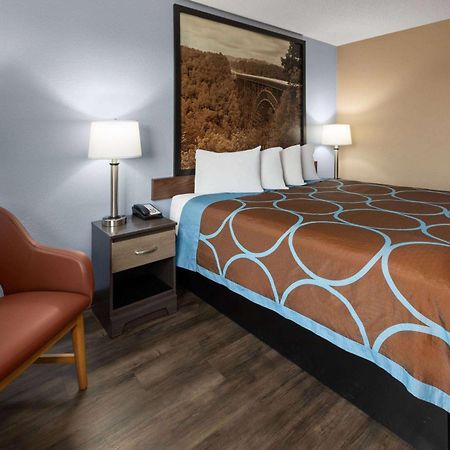 ซูเปอร์ 8 บาย วินด์แฮม ซัมเมอร์สวิลล์ Hotel ภายนอก รูปภาพ