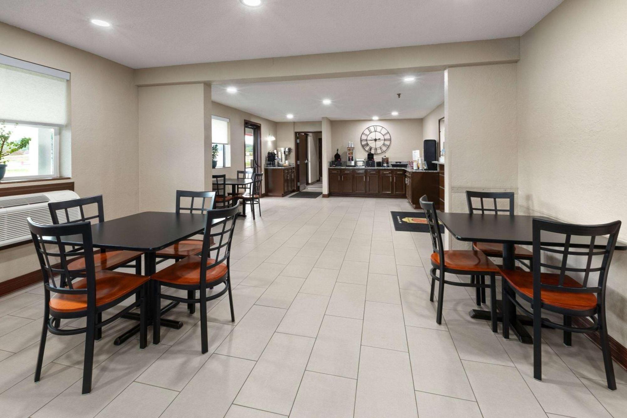 ซูเปอร์ 8 บาย วินด์แฮม ซัมเมอร์สวิลล์ Hotel ภายนอก รูปภาพ