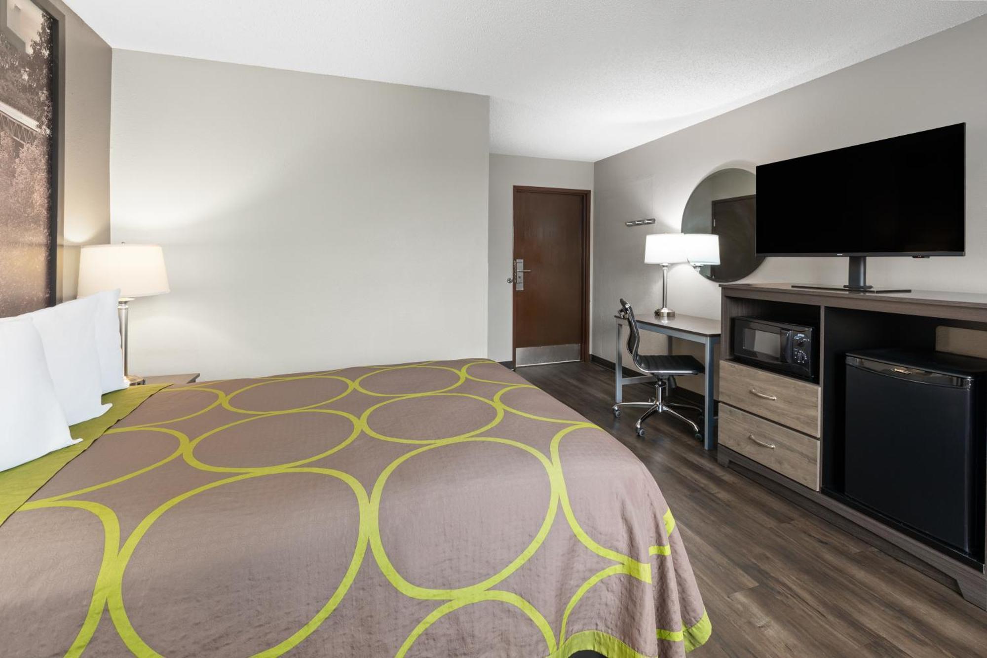 ซูเปอร์ 8 บาย วินด์แฮม ซัมเมอร์สวิลล์ Hotel ภายนอก รูปภาพ