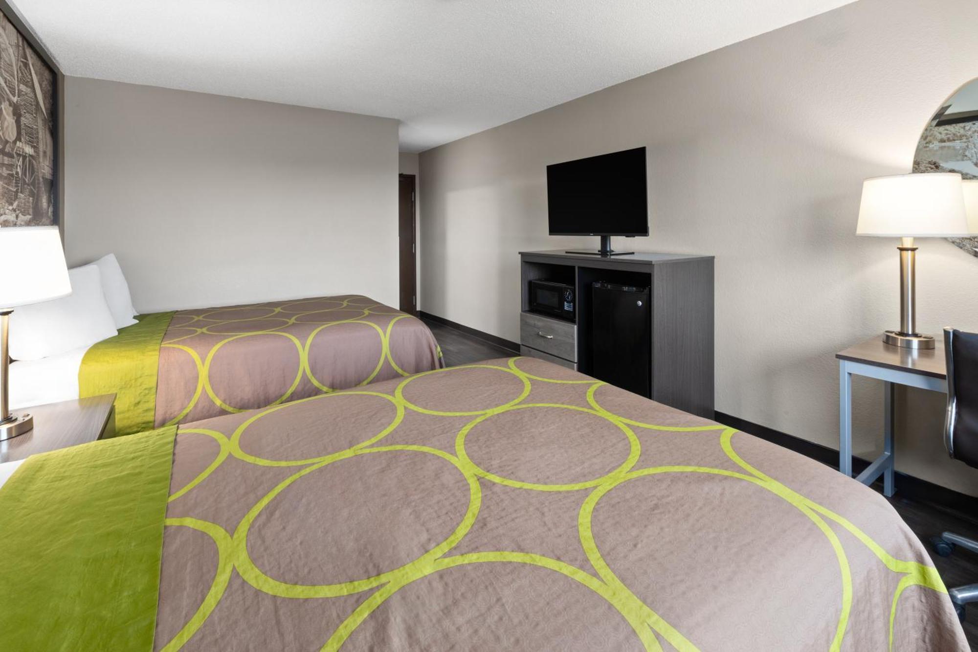 ซูเปอร์ 8 บาย วินด์แฮม ซัมเมอร์สวิลล์ Hotel ภายนอก รูปภาพ