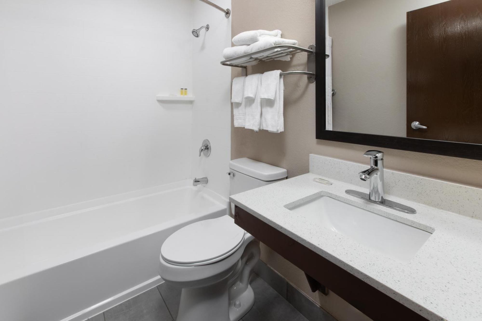 ซูเปอร์ 8 บาย วินด์แฮม ซัมเมอร์สวิลล์ Hotel ภายนอก รูปภาพ