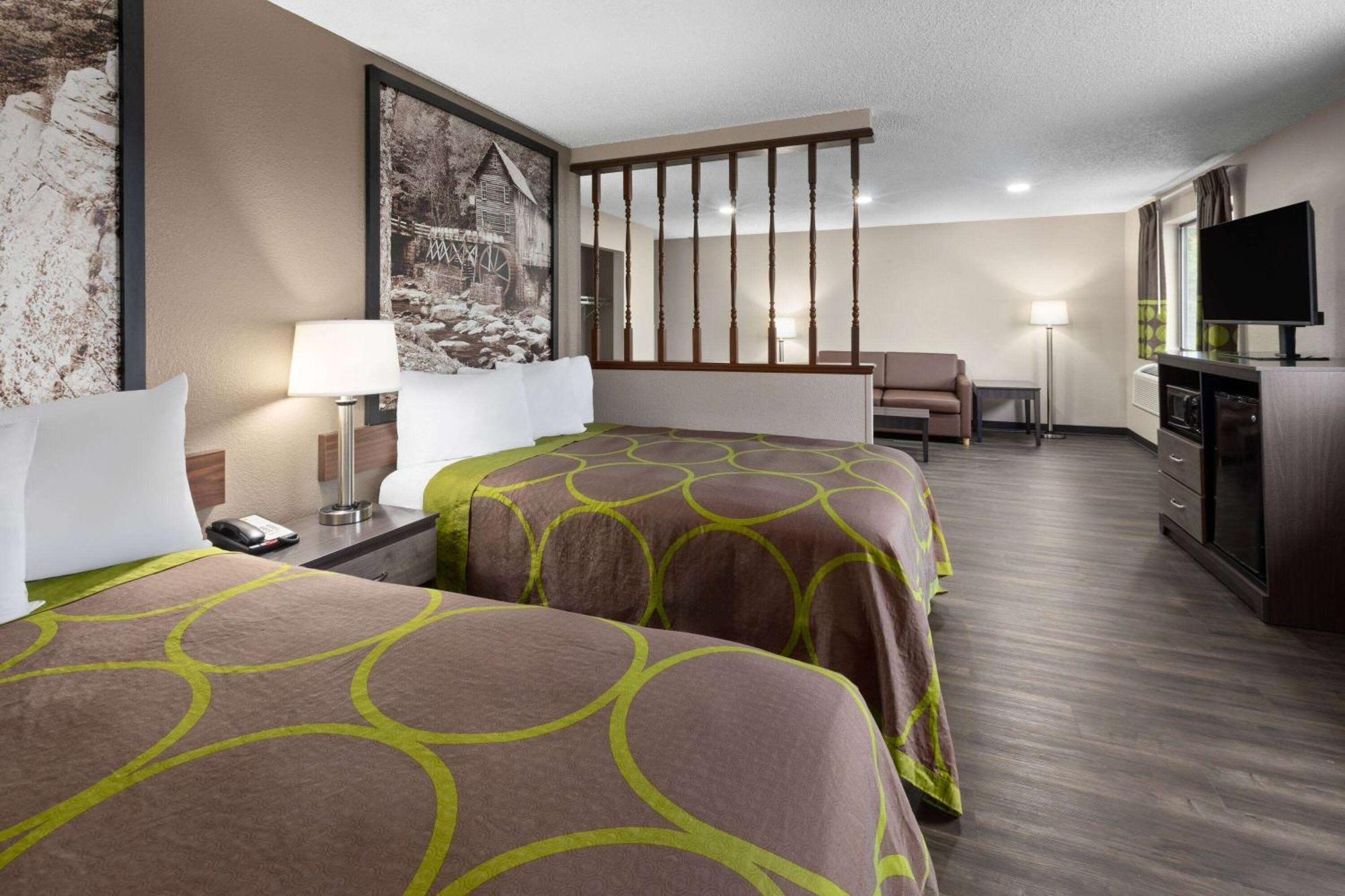 ซูเปอร์ 8 บาย วินด์แฮม ซัมเมอร์สวิลล์ Hotel ภายนอก รูปภาพ